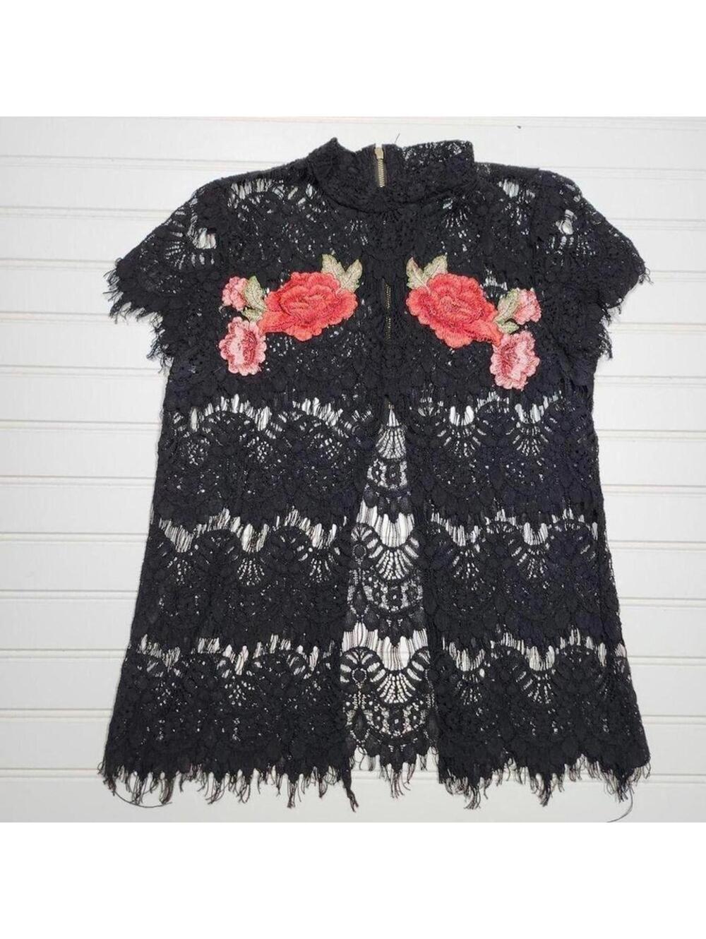 INNY Women's Elegant Black Lace Top with Floral Embroidery Small